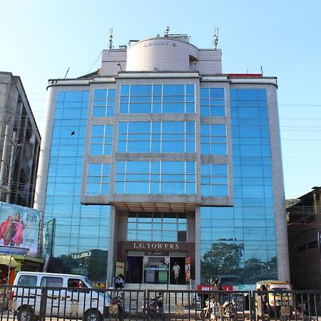 Hotel Lg Towers Guwahati Esterno foto