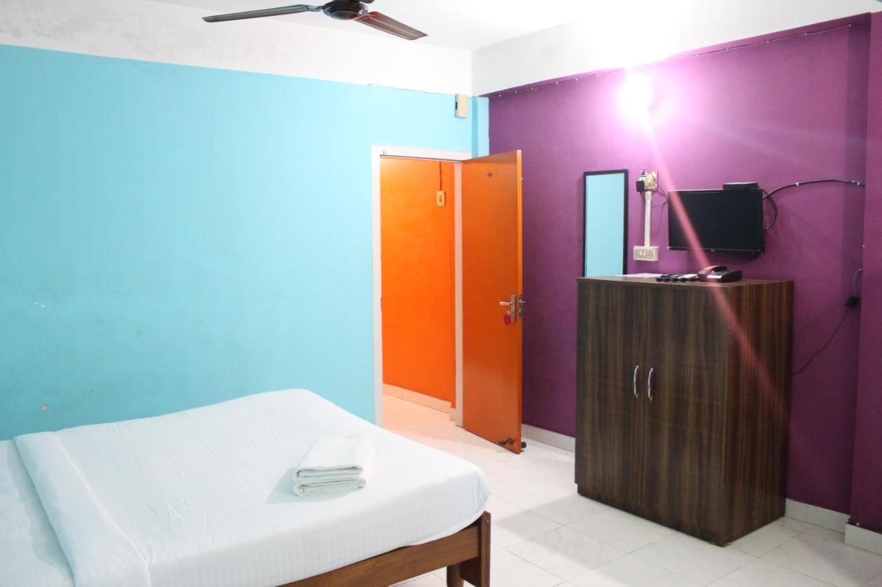 Hotel Lg Towers Guwahati Esterno foto