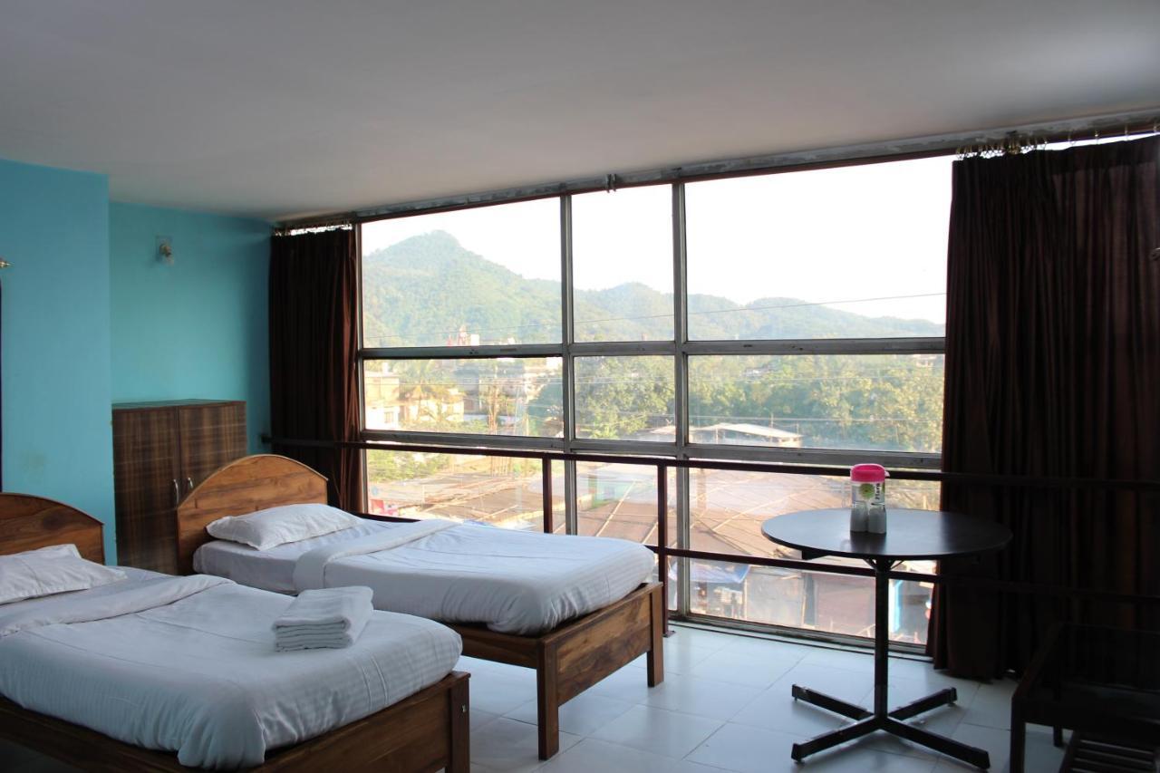 Hotel Lg Towers Guwahati Esterno foto